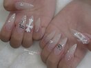 うるつやベージュネイル