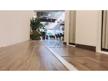 シルフ 淡路店(Sylph)/