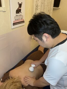 リンパハーブ鍼灸院さくら/キャビテーション背中の様子