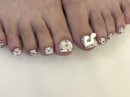 ホワイトパールフットネイル
