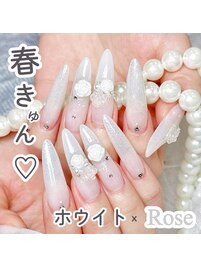 トレンド感ニュアンスネイル