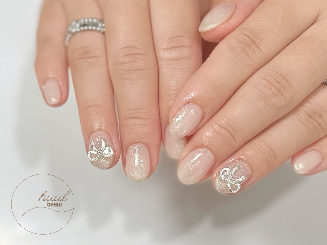 2026年冬トレンド】ホワイト ワンカラーのネイルデザイン集｜人気順