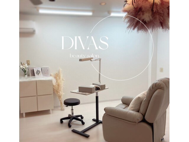  DIVAS beauty salon