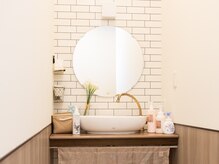 ミーカラー(mecalla.)/メイクルーム