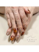 アンムート(ANMUT)/べっ甲ネイル