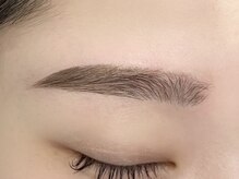 ルナブロウ(Luna Brow)の雰囲気（眉毛ワックス+間引きカット+仕上げメイク¥4,500[アイブロウ]）