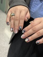 モツヲネイル(motsu.O! NAIL)/オンブレ×チェック個性派ネイル