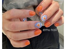エム ネイル(emu nail)