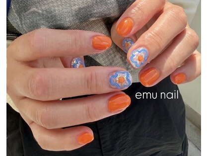 エム ネイル(emu nail)の写真