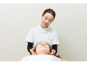 健美庵 京町店 小倉駅前/小顔矯正でフェイスライン改善