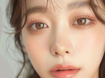 プラチナムドール 福岡警固店(PLATINUMDOLL)の写真/【天神駅徒歩8分!】ナチュラルだけど印象的な瞳が叶う*なりたい目元をカタチにする似合わせ力が自慢!