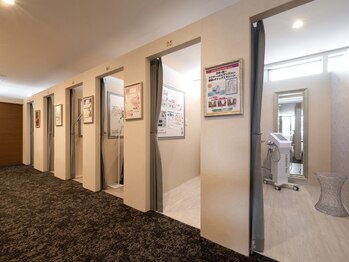 カラット 二の宮店(KARAT)/自分磨きの個室空間