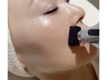 ジェニックサロン グランギンザ 水戸(GENIC SALON GRAND GINZA)の写真/スタッフ全員NOファンデーション!!大人女性のための本格サロンでお肌のお悩みの原因を追究し,根本改善を♪