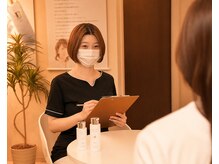 リラクサロン ジュノ 名古屋栄店 【肩こり/ヘッドスパ/リンパマッサージ/足つぼ】の雰囲気(お悩みに寄り添う丁寧なカウンセリングを実施)