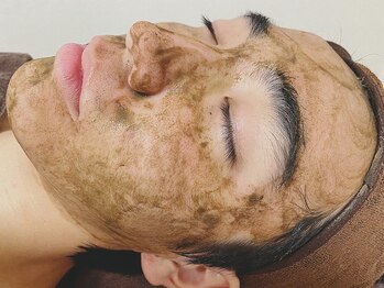 フォルモーント(Vollmond)/メンズもハーブピーリング