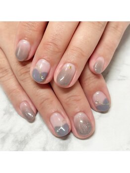 エスディーネイルズ(sd nails)/変形フレンチとグラデーション