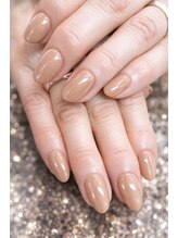 アンフィトリーテー/新規ワンカラー4000円