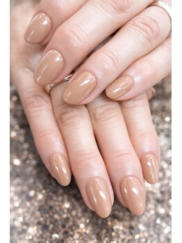 アンフィトリーテー/新規ワンカラー4000円