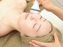 フリッシェ グラン(Frishe Gran)/目的に応じて美容機器も使用