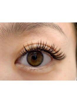 ボリュームのある目元にしたい