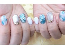 ネイルサロン ビー トライアングル 神楽坂店(B'triangle)