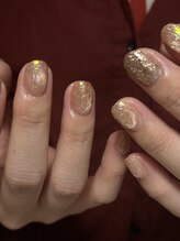 フィルネイル(fil nail)/光をまとう大人のキラキラネイル