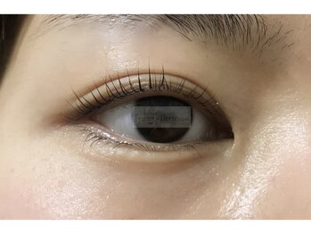 トレヴァーデルチザン 南船場店(Trevor de'rtisan eyelash)/パリジェンヌラッシュリフト