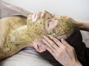 リボン(Ribbon)/細胞から変わるハーブピーリング