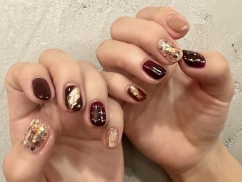 ノラ ミナミアオヤマ(NORA MINAMIAOYAMA)/大人ブラウンニュアンス