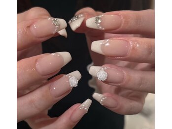 ヴィーナスネイル(Venus Nail)/長さ出し持ち込みデザイン