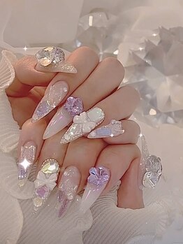 ロカネイル(ROKA NAIL)の写真/トレンドパーツを豊富にご用意♪持ち込みデザインも対応可能◎スカルプ専門店で叶える華やかネイル☆
