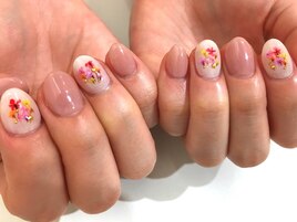 retreat nail