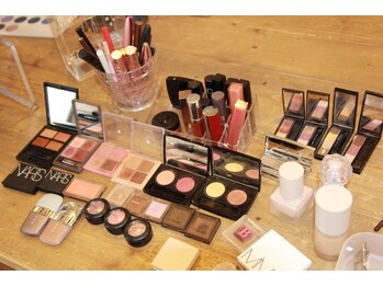 シキサイ(SHIKISAI)/コスメは様々なブランドを。