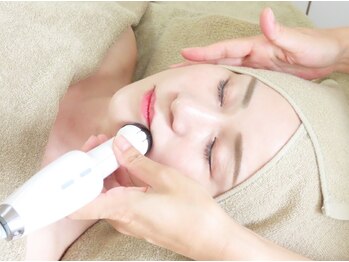 ラグラン銀座メディカルエステ 高輪ゲートウェイ店/肌に優しくケアプラズマシャワー