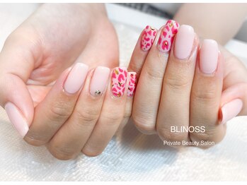 ブリノス(BLINOSS)/ピンク☆ネイルデザイン
