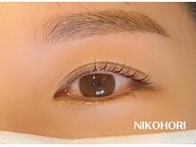 ニコホリ(NIKOHORI)/大きいお目元でより印象美人へ☆