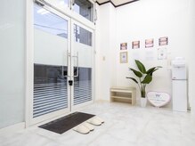 ホワイトニングサロン ホワイト 津山店(WHITE)/店内