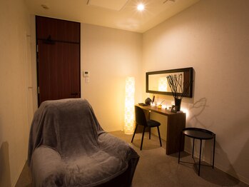 キリンの昼寝/完全個室の施術空間