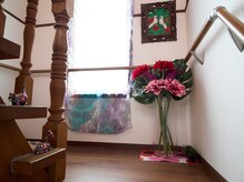 アダン(ADAN)/2.サロン部屋へご案内