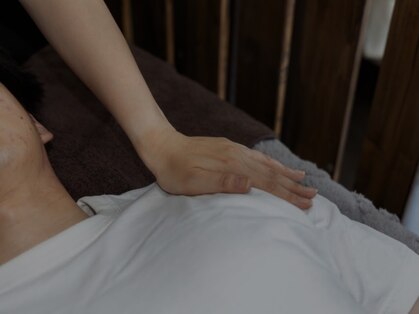 ゴリラの寝息の写真