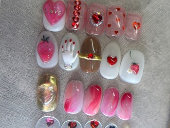 イッチ(ITCHi)の写真/最新デザインで季節感あふれる可愛いネイルを先取り♪パーツの事前作成も受付中♪池袋駅近