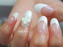 ネイルローズ(NAIL Rose)/白フレンチ&パーツ
