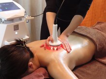 ビレイ整骨院 西葛西/ハイパーナイフで背中スッキリ