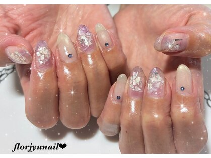フロージュ ネイル(florjyu nail)の写真