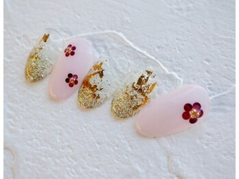 カトルナフ(quatre fois neuf)/梅の花のお正月アート