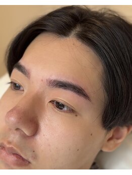 エン 新宿(enne.)の写真/［新宿メンズ眉毛サロン］プロが見極める、本当に似合う眉の正解［新宿/眉毛/メンズ眉毛］