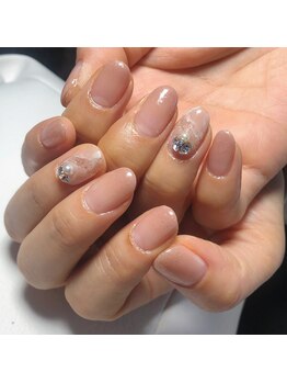 B./大理石風ネイル