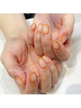 逆チーク　ベージュ　オレンジ