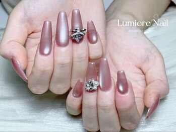 ルミエール ネイル モンナカ(Lumiere Nail Monnaka)/オンブレフレンチ/冬ネイル