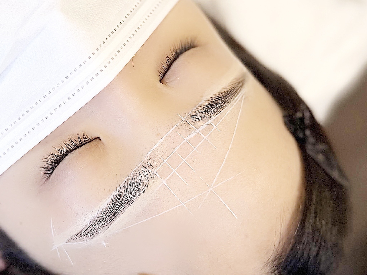 シュリ(Shri)の写真/お顔に合った黄金比を分析し、あなただけの似合わせ美眉へ♪印象を格上げする大人眉で自信を◎